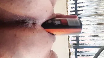 Deodorant can insertion