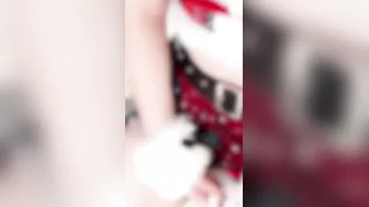 【クリスマス】サンタコスプレで大量潮吹きオナニーを視聴者にプレゼント