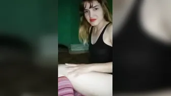 Mi juguete me entra por detrás 