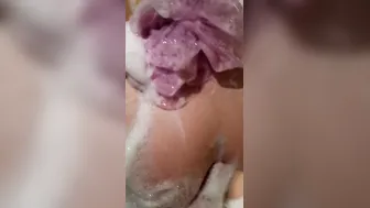 hot takes a bubble bath-tub