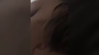 19yr older knows how to rides huge penis