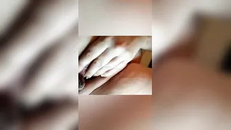 Self fisting dripping cunt and rides sex toy