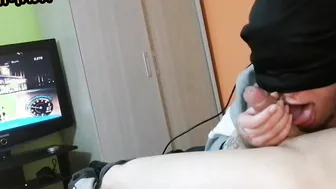 I gives my BF oral sex while he plays NFS and jizzes inside my mouth - gaming and cum into