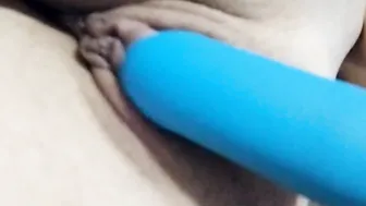 Having fun with my cunt