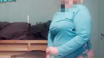 Pass porn video – My fat vagina masturbating on 1 leg while jerking off