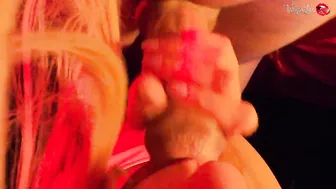 Graceful Bitch Jerks Her Soak Hole With Wax On Her