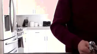 Stepbrother will stop posing his stepsister if she will take care of his penis
