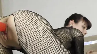 dark haired 19 yo first porn casting