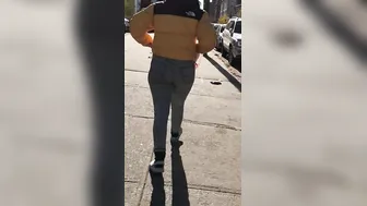 Ass Walking porn video – Candid jiggly booty pawg kinky jeans