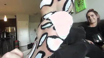 Worshipping The beauty Secretarys Beauty Sweaty Ticklish Foot (1080p HD PREVIEW)