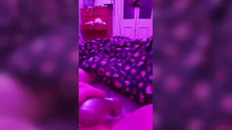 fucking my twat w mood lighting 