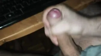 View me jerking of my gigantic fat and rough dick with cumloads at the end- Drkanje i Svrsavanje HD 4k