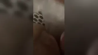 Filling my tight cunt with toy