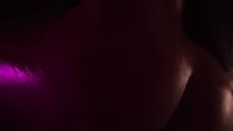 Black dancer with amazing booty twerks and ride my Penis
