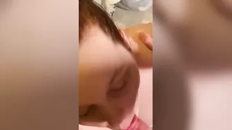 I suck daddy’s cock until he jizzes into my mouth