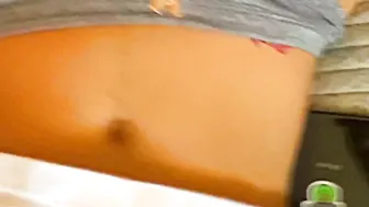 Extreme fucking with wand on the clitoris