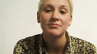 Jung und unerfahren aber perfect Bombshell