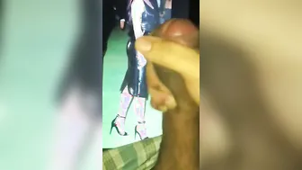 Jerking out a gigantic load to Katy Perry Felt so incredible sexy