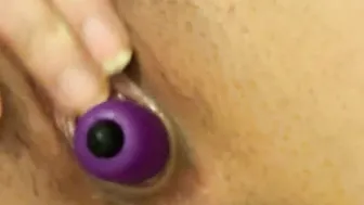 Lube over vagina rubbing making it orgasm with vibe