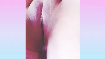 Jugando rico con mi vibrator