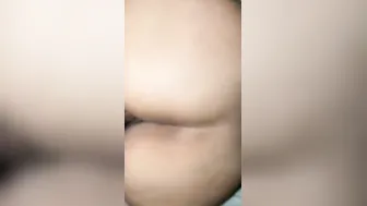 Hottest Huge Butt 19 Yo From Behind