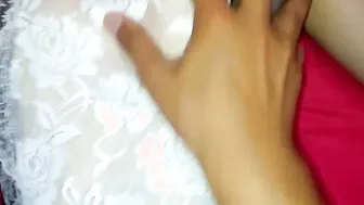 beauty house maid addicted to sex.