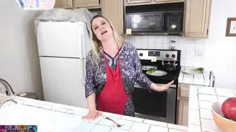 Milking stepson into the kitchen before his date