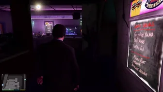 GTA five at Strepclub getting Lap Dance