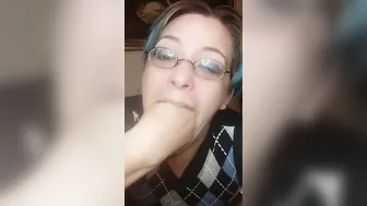 Ravenclaw are a little nutty... wanna watch what I can fit inside my mouth?