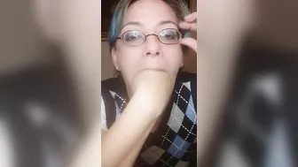 Ravenclaw are a little nutty... wanna watch what I can fit inside my mouth?