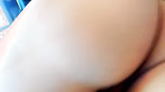 A georgeous goddes chatting with cam users meeting on HotDivines.com