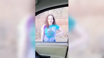 Random porn video – TheLovelyyLiz— HITCH HIKER BLOWS FOR A RIDES