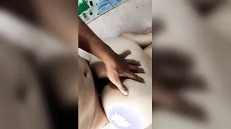 Mi amiga me pide que me la folle en cuatro