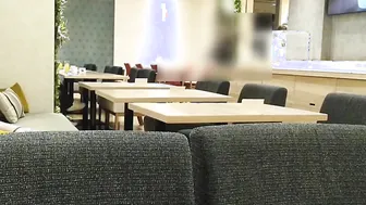 ノーブラニットで飲みながら露出しちゃった