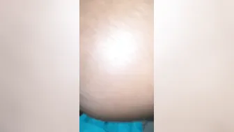 Cum n this leaking Pussy…