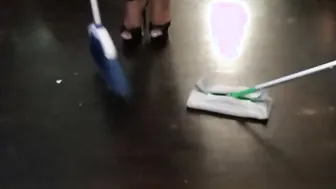 Cleaning my floors preview