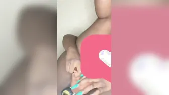 Creamy black vagina squirts