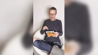 Mukbang and a Marlboro Red