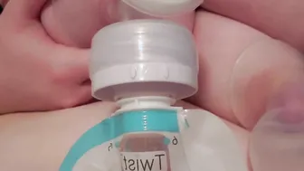 Filling up bags of MILK after pumping bbw JUGS