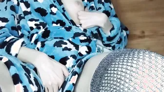 beauty masturbation of Beauty slender mom
