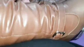 40 minutes of bootjob by bbw wifey inside leather brown boots with final cum on boots now into homemades