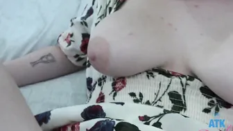 Amateur next door Gracie Gates getting snatch licked and given an voluptuous head