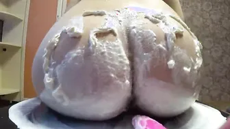 Lesbians point of view and pretty Booty inside sweet cream instead of a festive dessert into the New Year. Private bdsm with