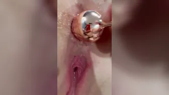 Ass Plug porn video – First time using ass plug