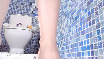 EPIC INSIDE BATHROOM - LONG VIBRATOR INTO MY BOOTY - PORHUBPORNUBPORNHUB CON COMPORN HUSEXFREE PORNPORNO
