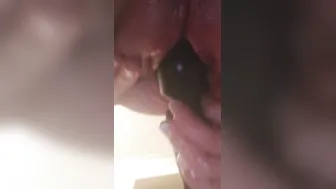 Pregnant mom close up squirt with vibrator