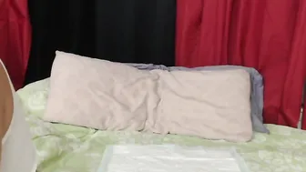 Rachel HH22 Peeing inside my leggings on my bed Want me to piss for you?