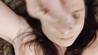 Busting a nut on wifeys face