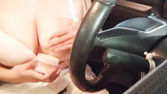 Outside masturbation inside vehicle park gigantic breasts women