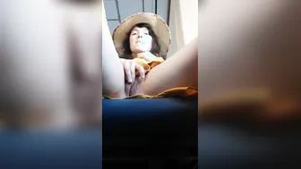 Vulgar inside outdoors